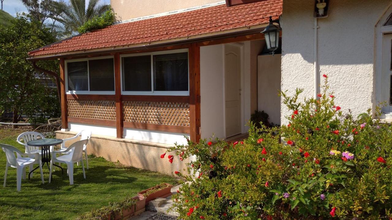 Jordan Valley One Room Apartment Menahemya ภายนอก รูปภาพ