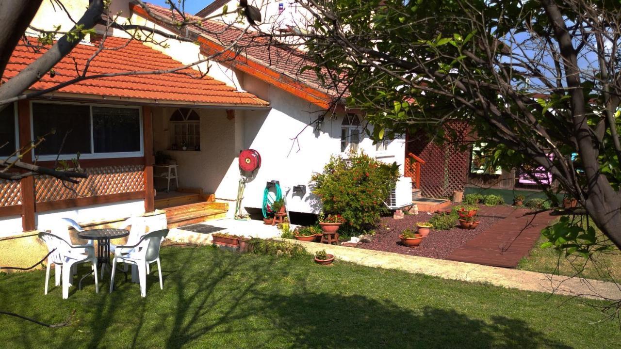 Jordan Valley One Room Apartment Menahemya ภายนอก รูปภาพ