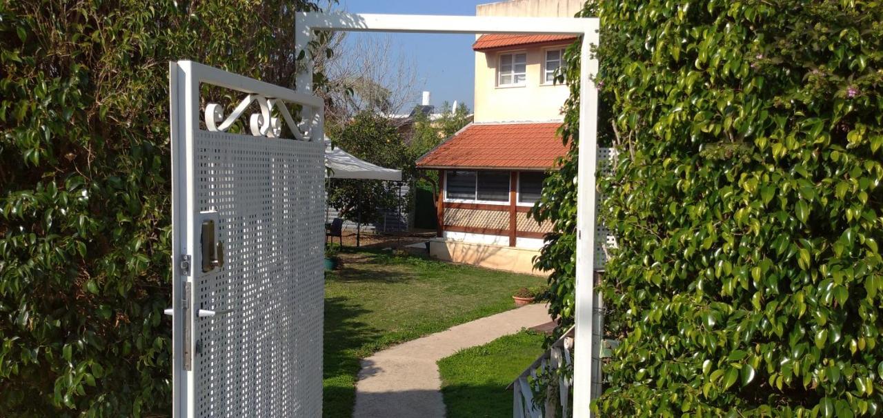Jordan Valley One Room Apartment Menahemya ภายนอก รูปภาพ