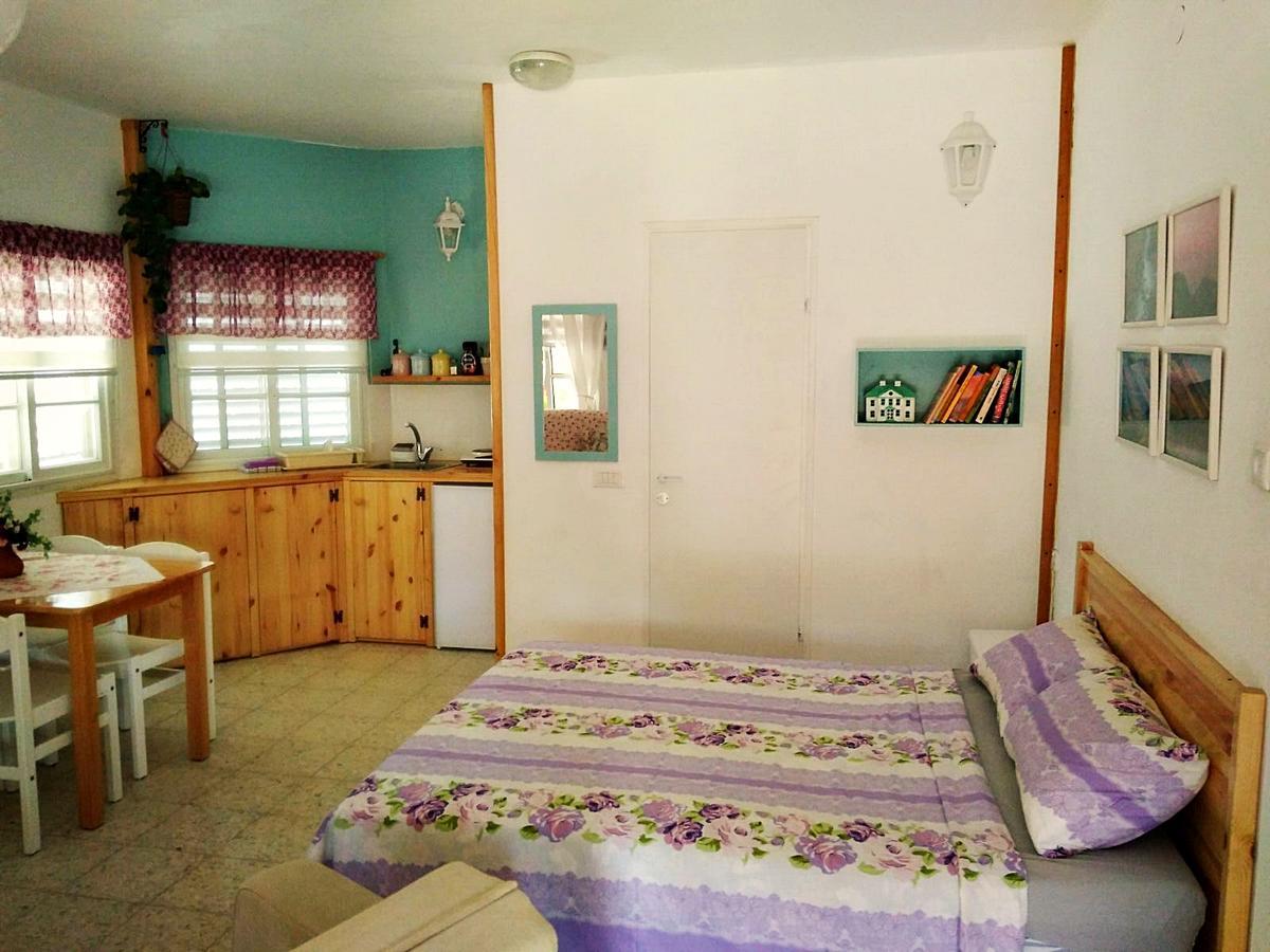 Jordan Valley One Room Apartment Menahemya ภายนอก รูปภาพ
